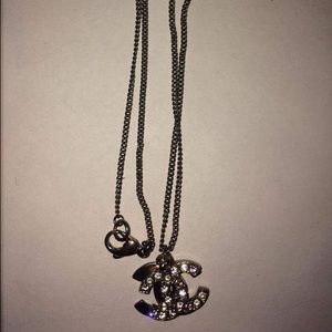 Chanel CC logo silver chain necklace