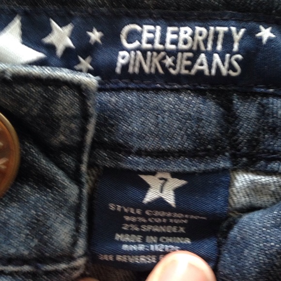 Cute distressed jean shorts!! - Picture 4 of 4