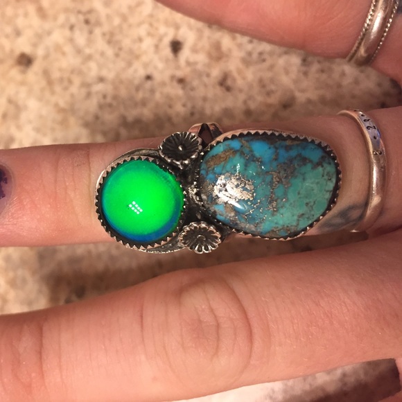 A revamped Sterling silver mood ring - Picture 2 of 3