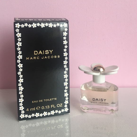 Daisy by Marc Jacobs