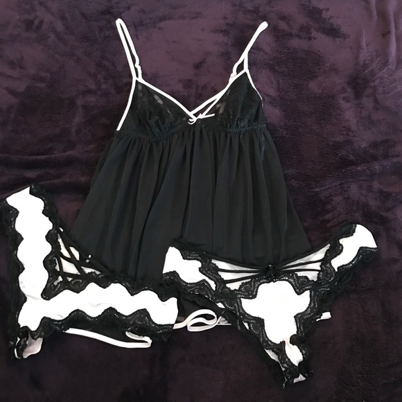Victoria's Secret babydoll lingerie with 2 panties