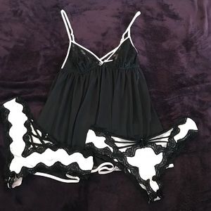 Victoria's Secret babydoll lingerie with 2 panties