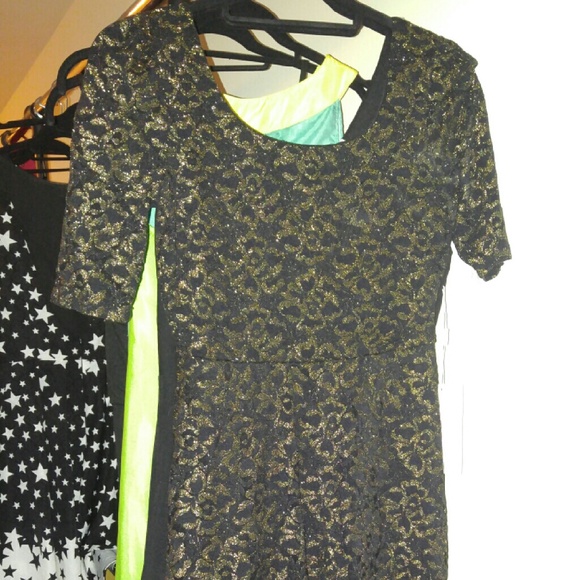 Black and gold dresd