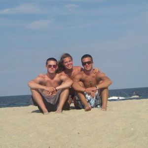 Meet your Posher, Travis