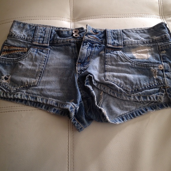 Light blue distressed shorts! - Picture 2 of 3