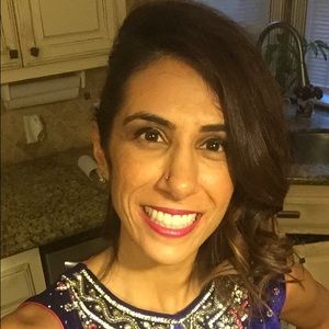 Meet your Posher, Saadia