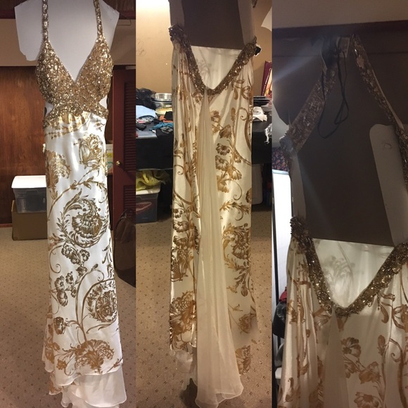 Prom dress - Picture 2 of 4