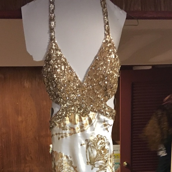 Prom dress - Picture 3 of 4
