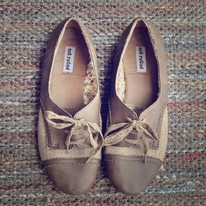 😍BROWN LACEUP FLATS