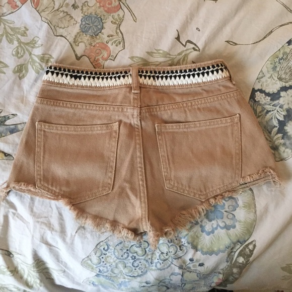 High waisted shorts - Picture 2 of 2