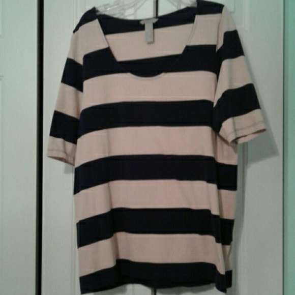 Top - Picture 2 of 3