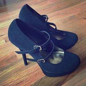 Black heels by My Delicious Shoes