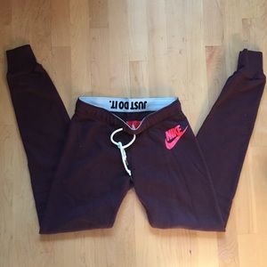 Nike Sweatpants XS Burgundy (tried on once!)
