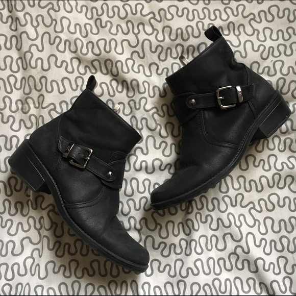 anne klein smith bootie