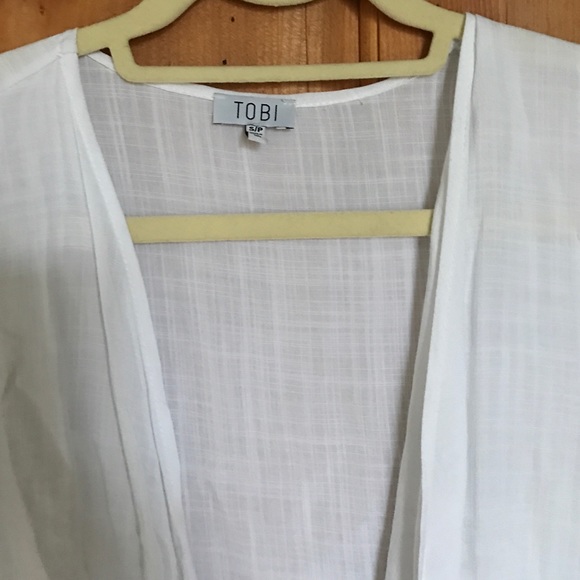 Tobi size small white twist front top. Worn once - Picture 2 of 3