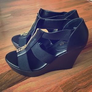 Wedges by Charles David