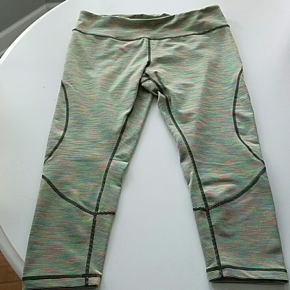**CLEARANCE!!** Zella multicolored stripe crops!!
