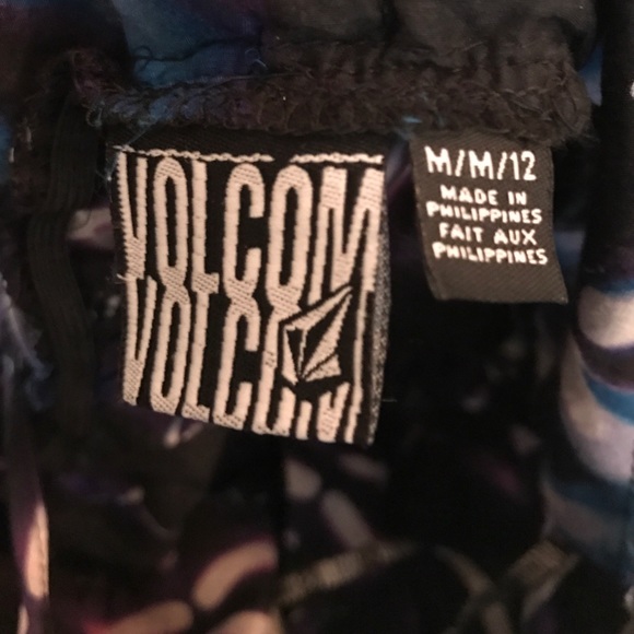 Volcom Babydoll Tank with Blue & Purple Design - Picture 2 of 2