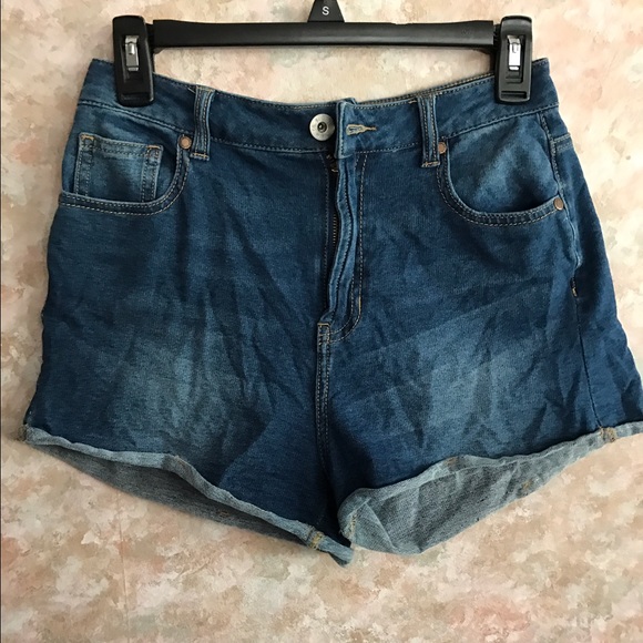 High-Waisted shorts