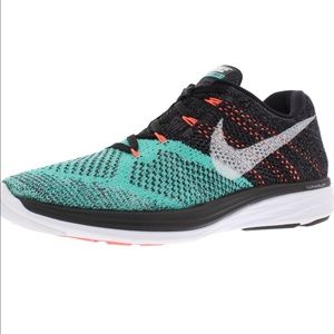 Nike Women's Flyknit Lunar 3
