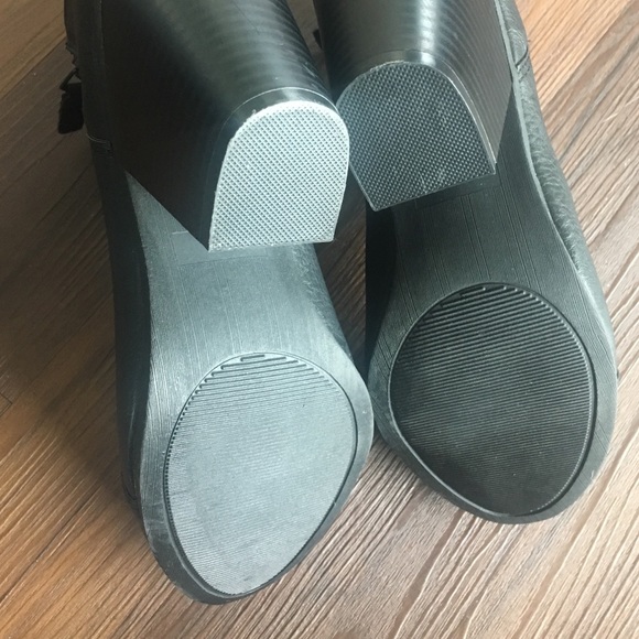 Black Rampage Veepa Ankle Bootie - Picture 4 of 4