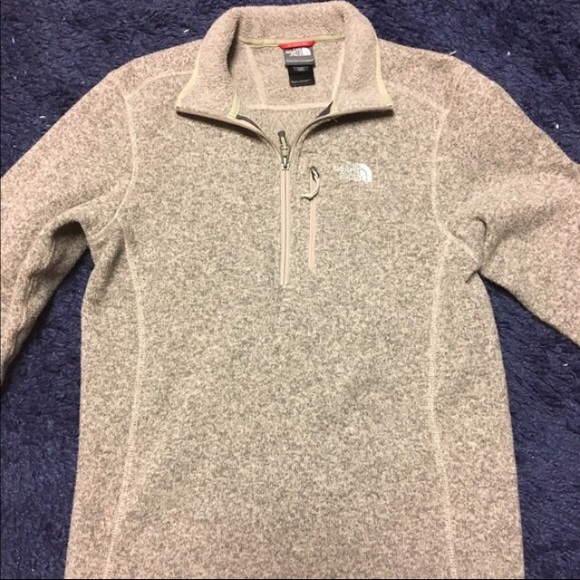 North Face 1/2 Zip Pullover