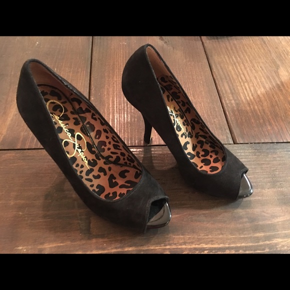 Never worn Jessica Simpson pumps. NWOT - Picture 1 of 4