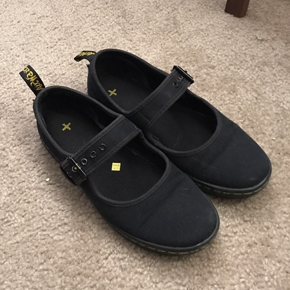 Dr. Martens Carnaby Mary Janes
