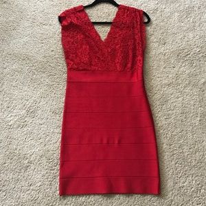 Bebe body con lace dress