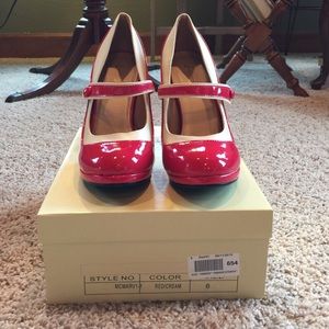 Brand new red and cream "vintage style" pumps.