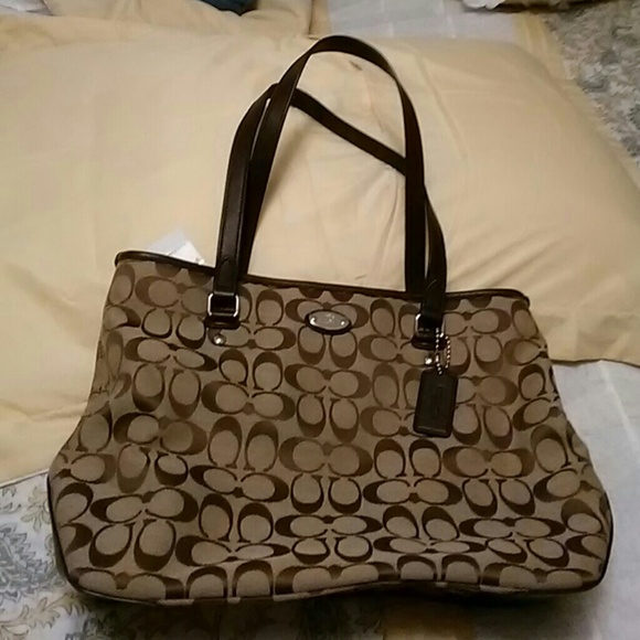 💰🆕 💯 Coach handbag - Picture 2 of 4