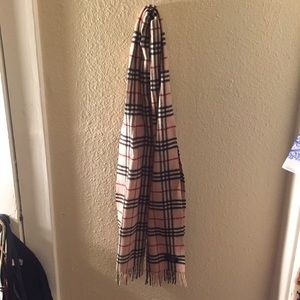 Burberry Plaid Scarf!