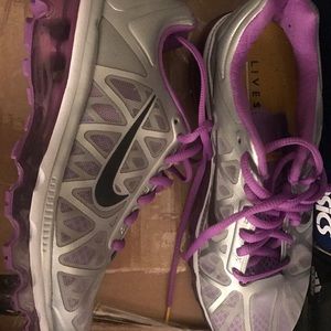 Livestrong Nike+ sneakers size 6.5