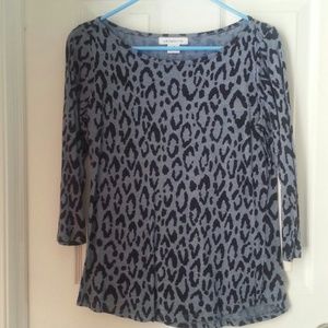 Liz Claiborne blue animal print top