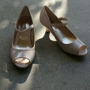 Kids 4 Adult 6 Patent Smart Fit Velcro Shoes