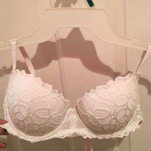 Victoria's Secret date bra