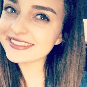 Meet your Posher, Kara