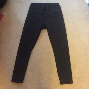 Black Lululemon leggings!
