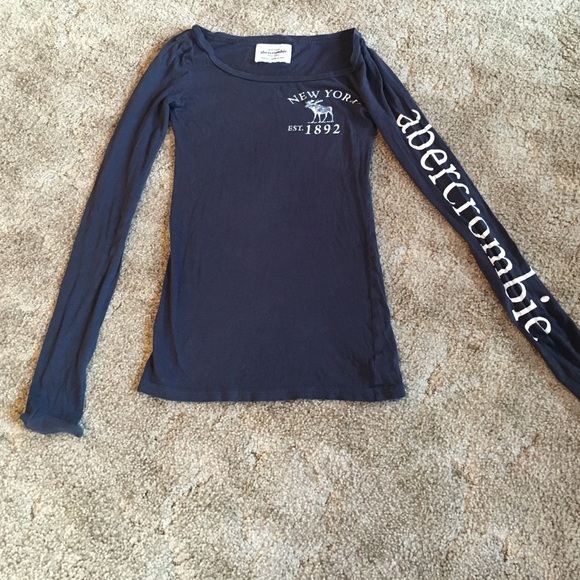 Abecrombie T-shirt