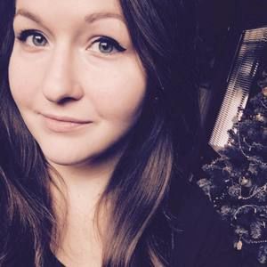 Meet your Posher, Kayla