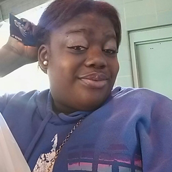 Meet your Posher, Demesia - Picture 1 of 1