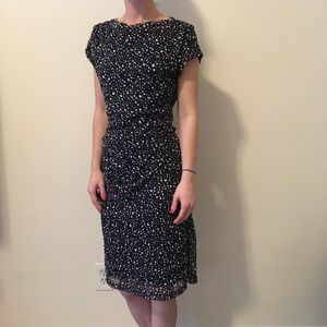 Reiss Dresses & Skirts - REISS Dotted Textrued Bodycon Dress Reiss Dresses & Skirts - REISS Dotted Textrued Bodycon Dress