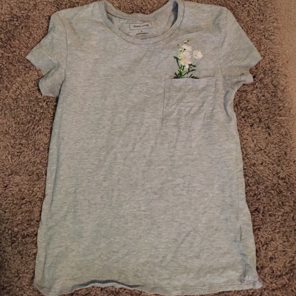 Adam Levine t shirt 🙂