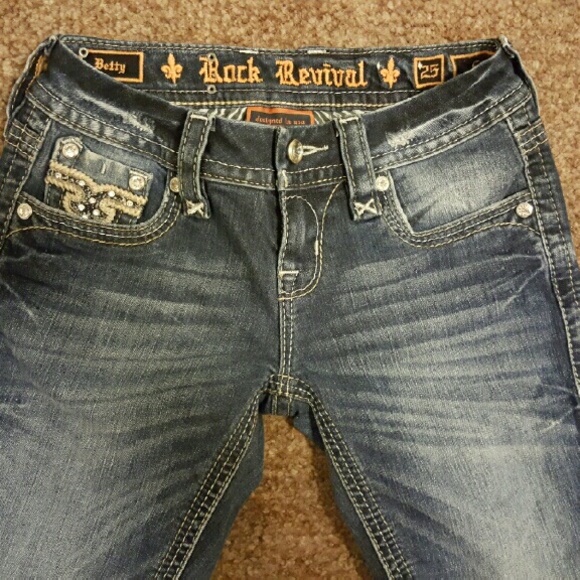 Womens Rock Revival Capris - Picture 2 of 2