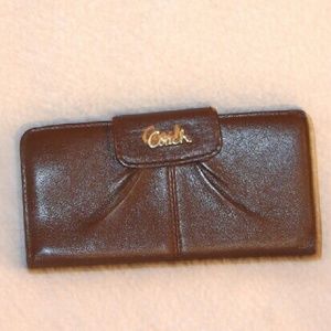 Authentic Coach wallet