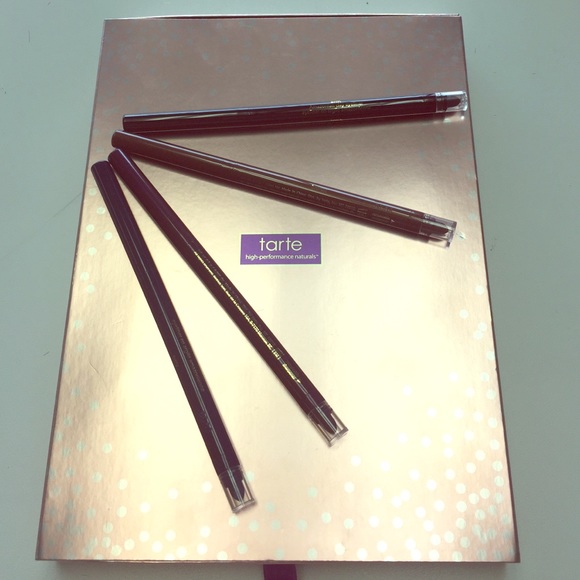 Tarté Silk Eyeliner (4)
