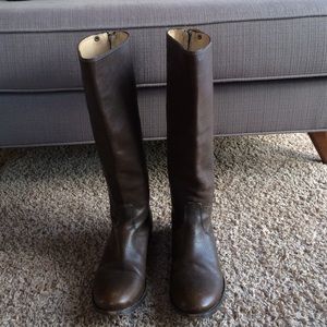 Frye Melissa Button Back Zip Boot