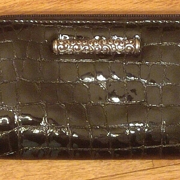 Brighton wallet