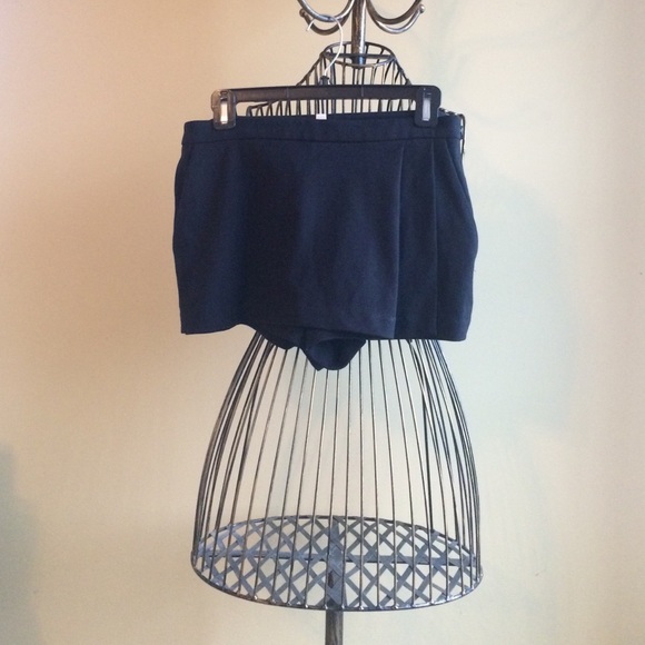 Silence + Noise skort