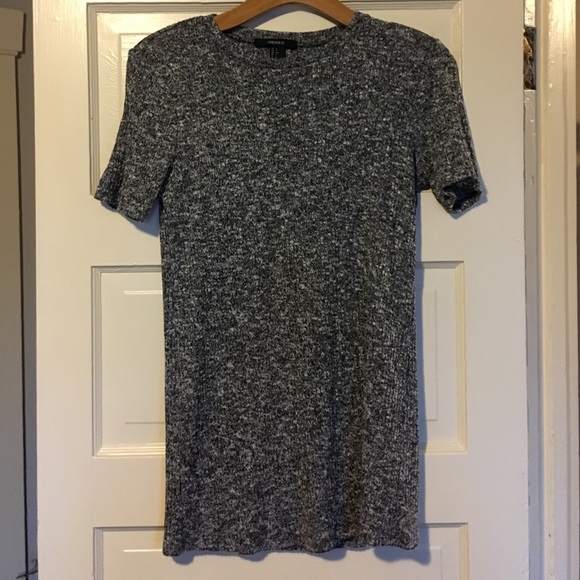 Forever 21 Tops - Short sleeve Forever 21 grey/white top